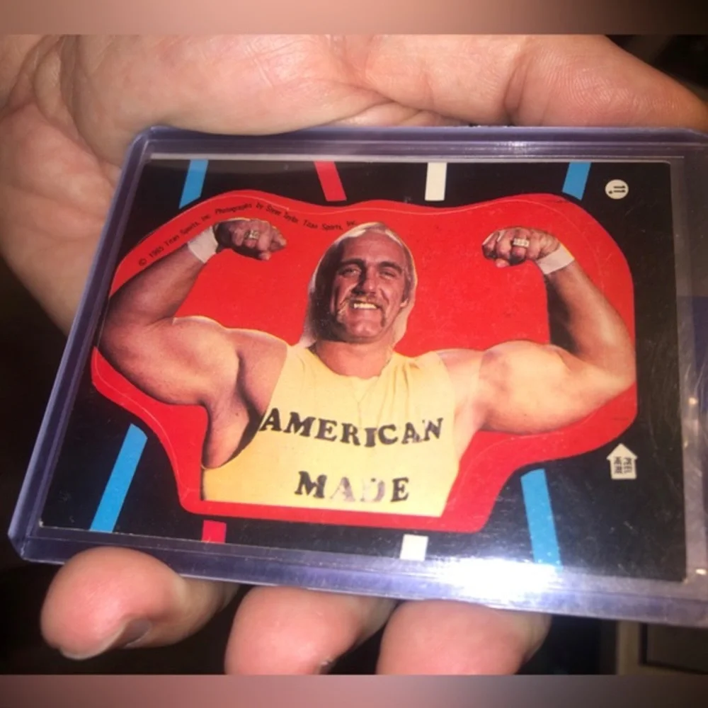 1985 TOPPS WWF Hulk Hogan Rookie Card